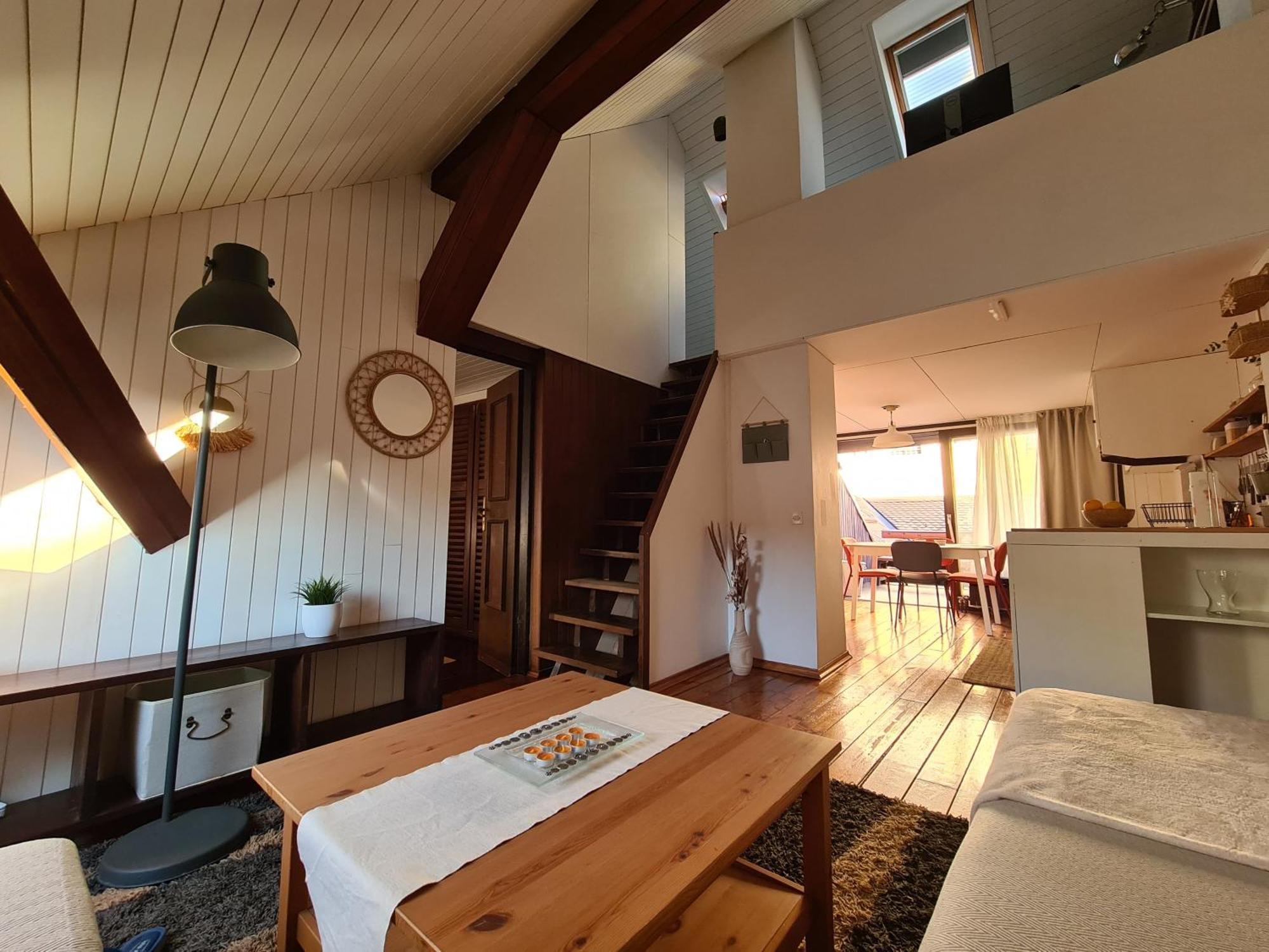 Old Town Cabin Apartment 萨格勒布 外观 照片